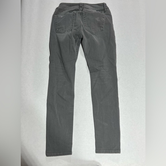 Miss Me jeans size 27 mid rise skinny jeans - Picture 6 of 7